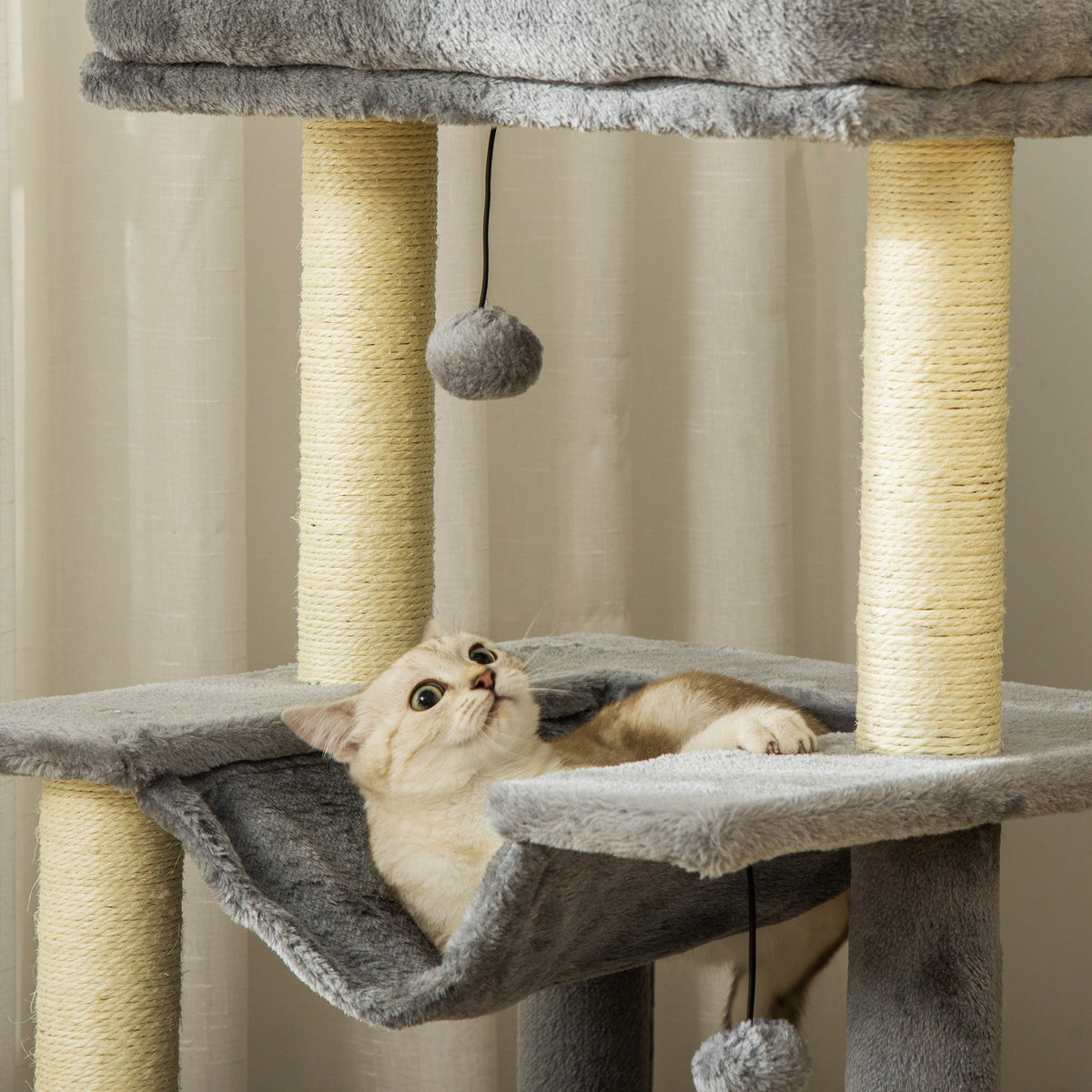 Arbre à chat avec griffoir, en tissu peluche, tour de jeux pour chat, lit, niche, hamac, plateforme 48 x 48 x 90 cm gris - Alma Nova Care