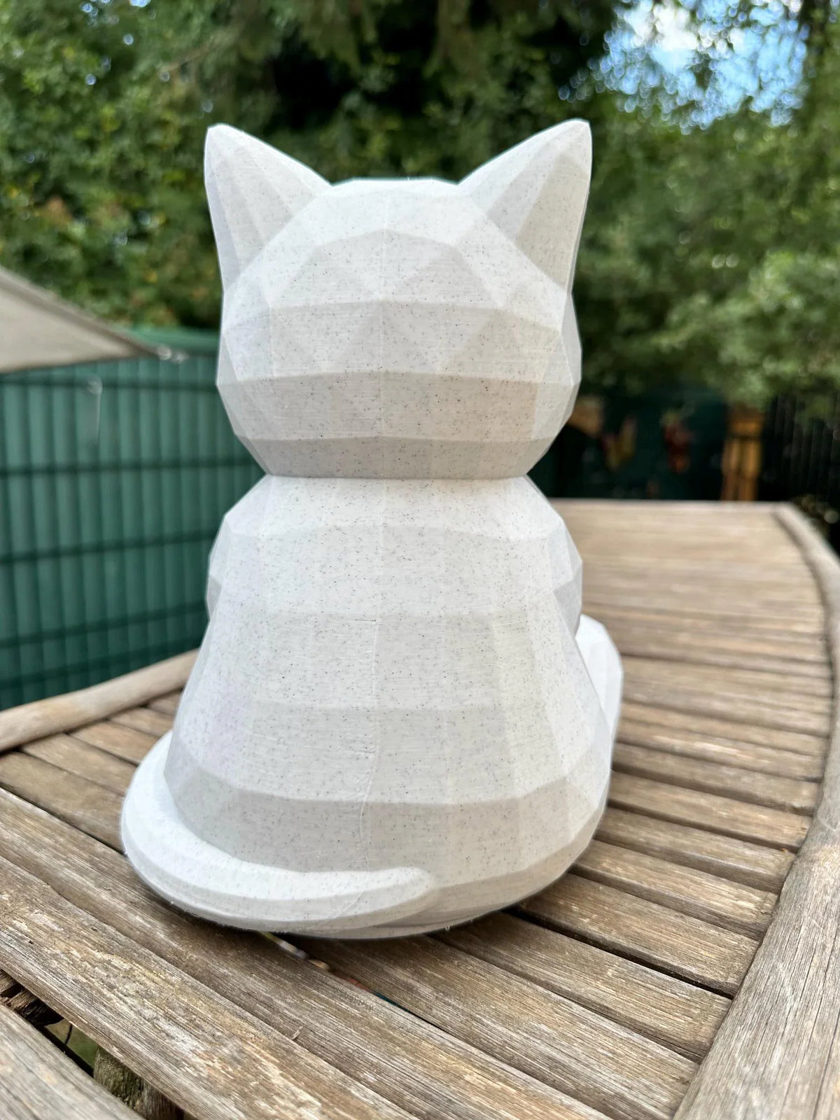 Chat zen géométrique en méditation